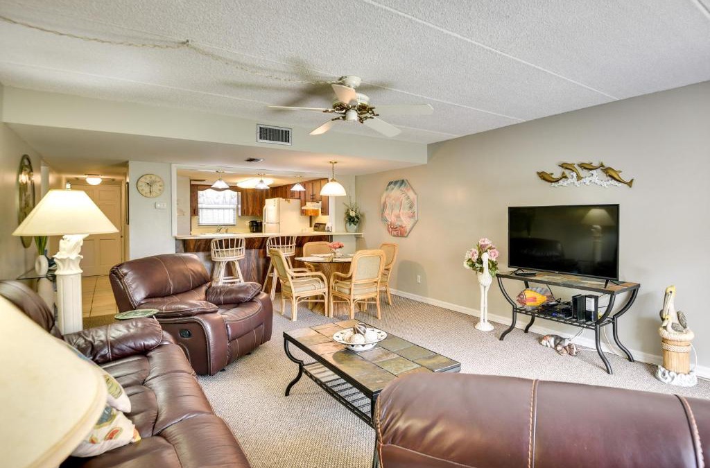 Daytona Beach Apartment | Daytona Beach Shores Condo Rental Walk to Beach!