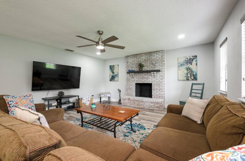 Daytona Beach House | Daytona Buy! Mins from Beaches, Speedway, Airport