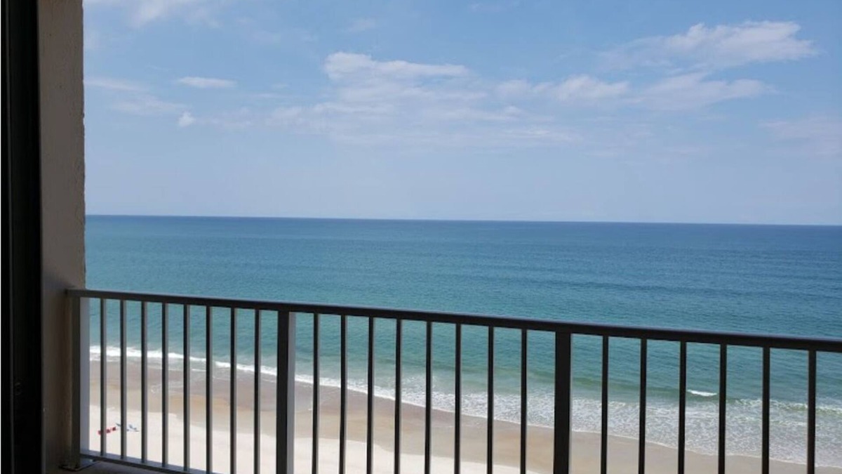 Ponce Inlet Condo | Daytona/Ponce oceanfront - specials for AAugust & September 2025 week stays!