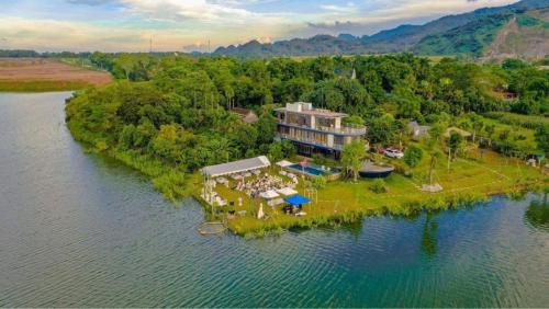 Luong Son Villa | DC AROMA VILLA - Venuestay