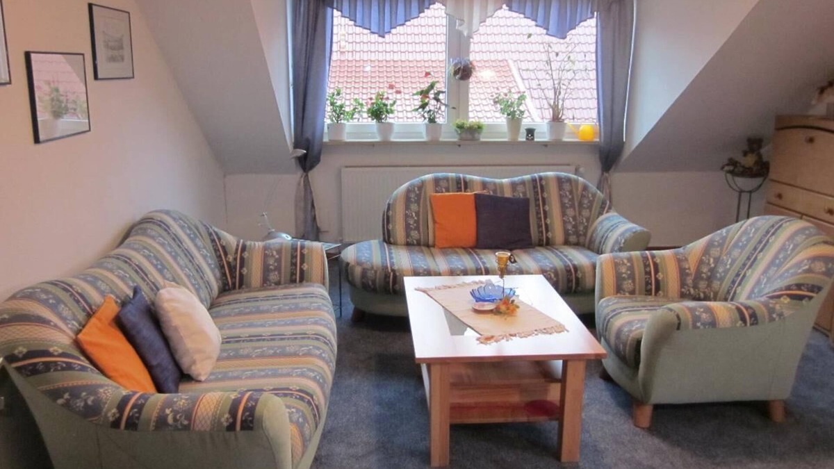 Staffelstein Apartment | 50sqm apartment with separate kitchen, living room ventilation and balcony
