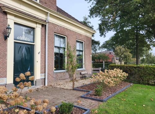 Ruinerwold Apartment | De Bloesemstee - Rustic Manor Farmhouse The Netherlands