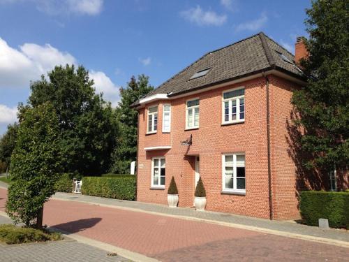 Neerpelt House | De Brugdraaier - The Bridge Turner
