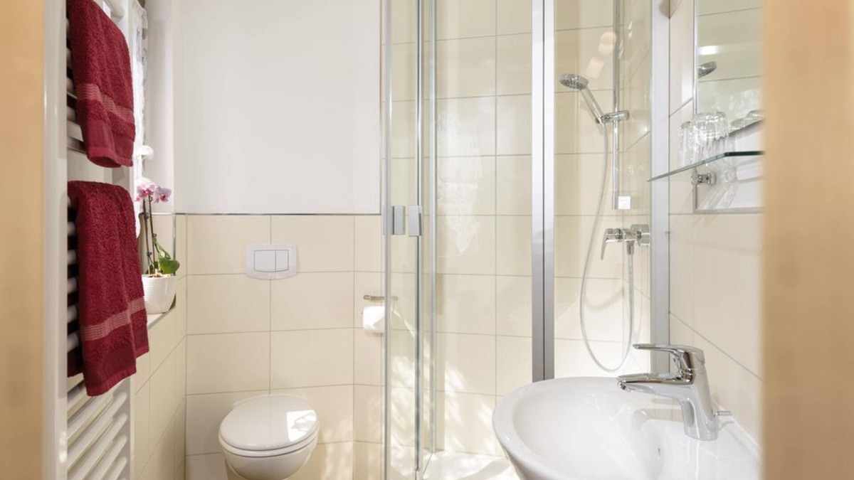 Ilbesheim Bed & Breakfast | Double room "Kalmit" - Weingut Gästehaus Hechtmann