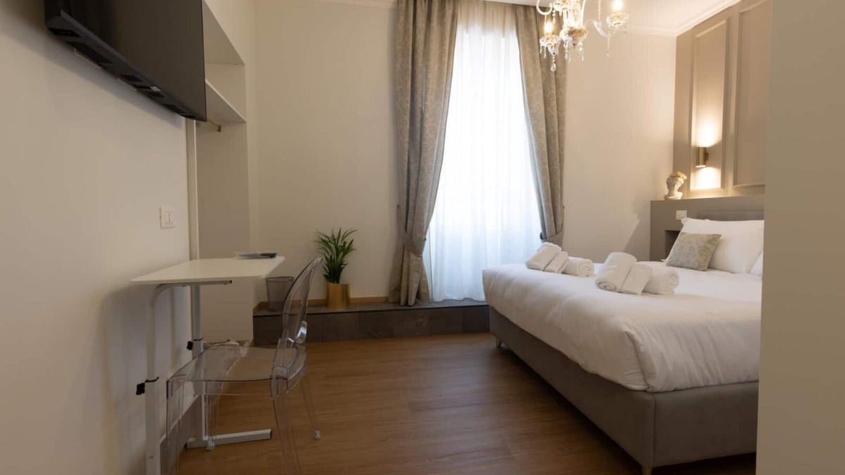 Esquilino Apartment | De Vince Suites Luxury Rooms King Executive