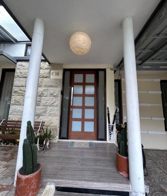 Malang House | Dea's House Homestay