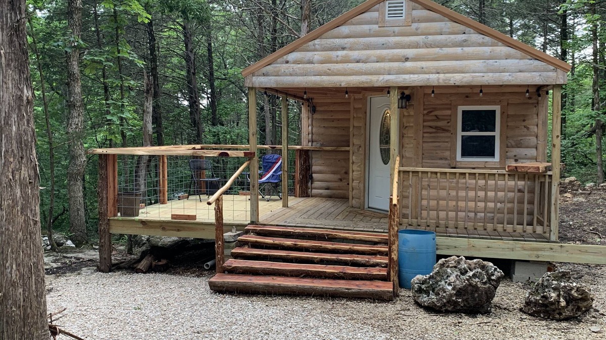 Eminence Cabin | Deadwood Acres cabin #1