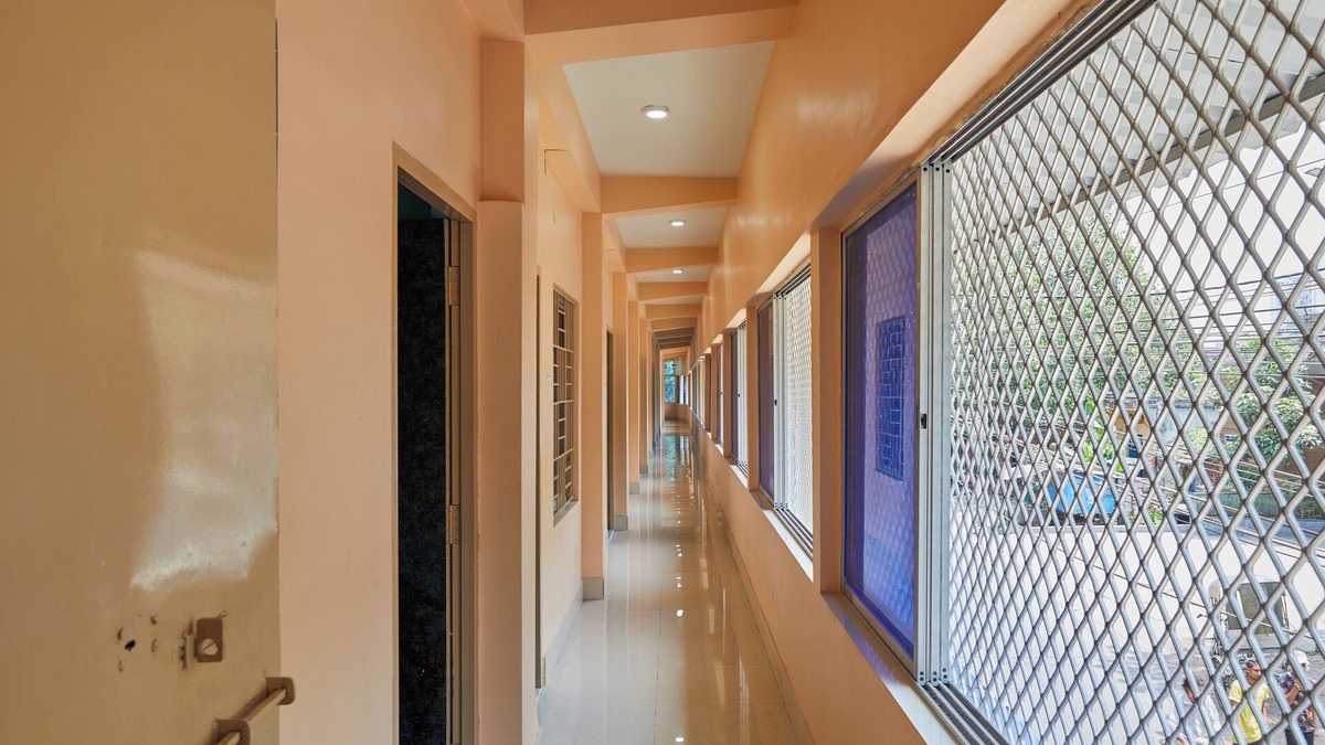 Dumdum House | Deb Guest House