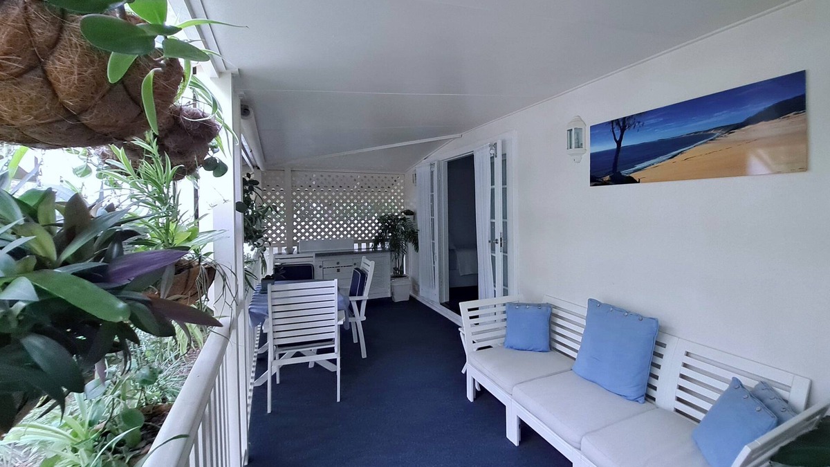 Rainbow Beach Apartment | Debbie's Place