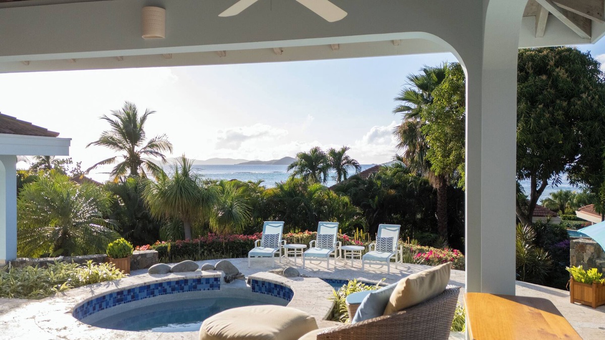 Spanish Town Villa | Dec 30-Jan 5/26, 10% discount! Fully Air Conditioned!