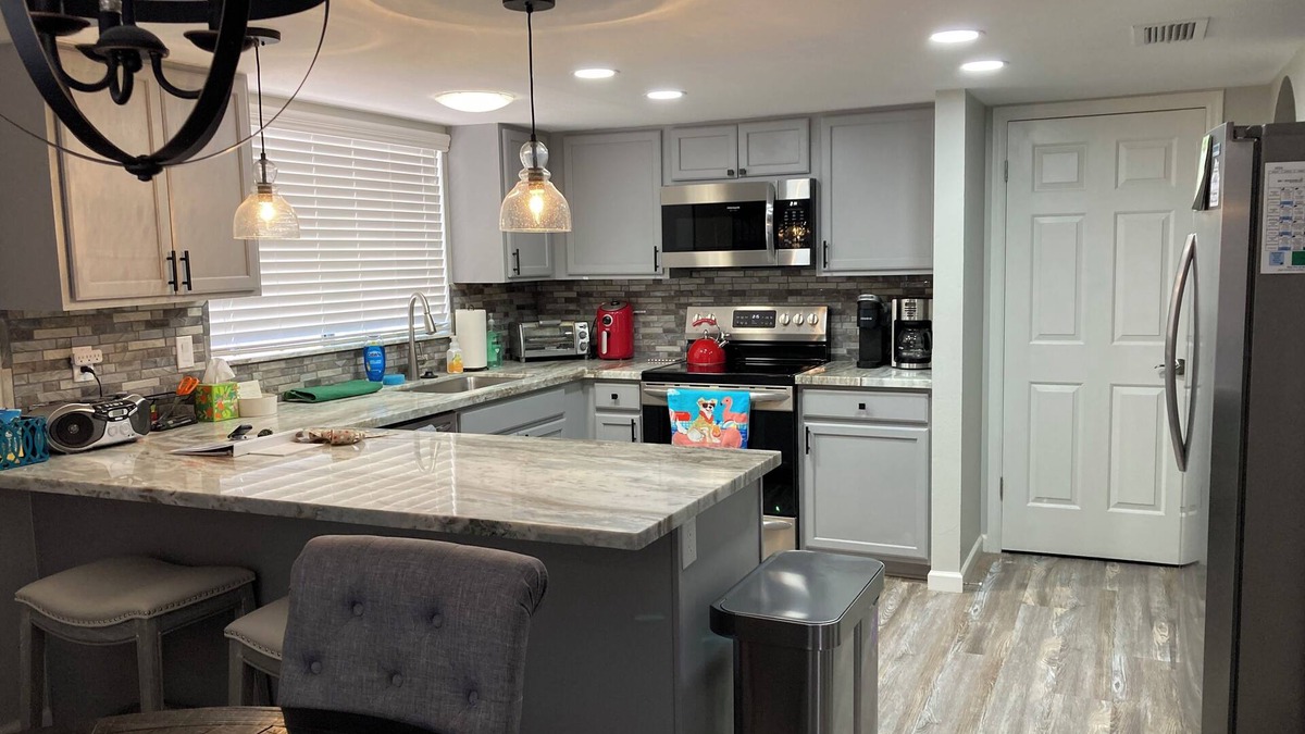 Fountain of the Sun House | December 2025 available-PET Friendly-Beautiful "home away from home" in 55+ FOS