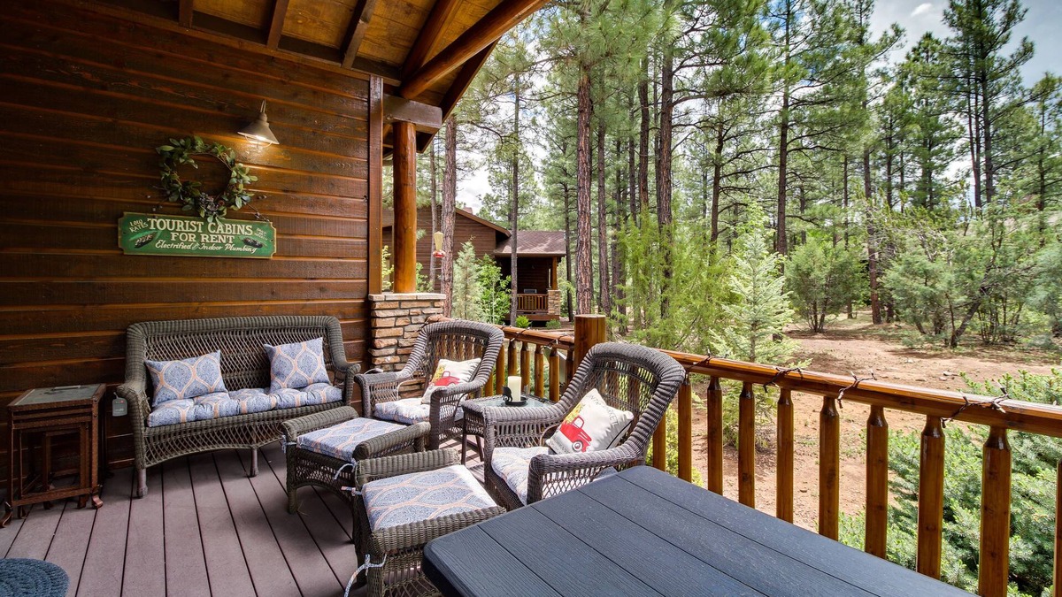Torreon House | Deck & Fire Pit: Show Low 'Villa in the Pines'