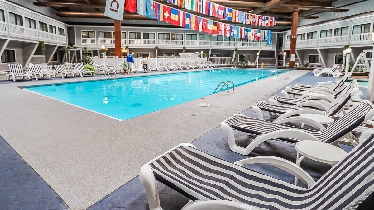 West Yarmouth Resort | Deep Discount on studio at The Cove at Yarmouth in West Yarmouth, MA