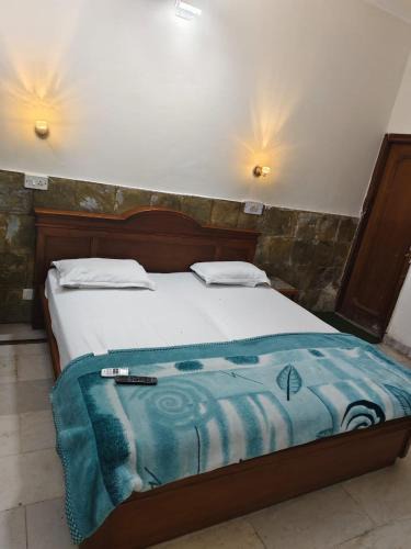 Panchkula House | Deepak Motel