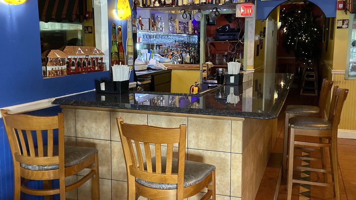 Deer Park Hotel | Deer Park Motor Inn