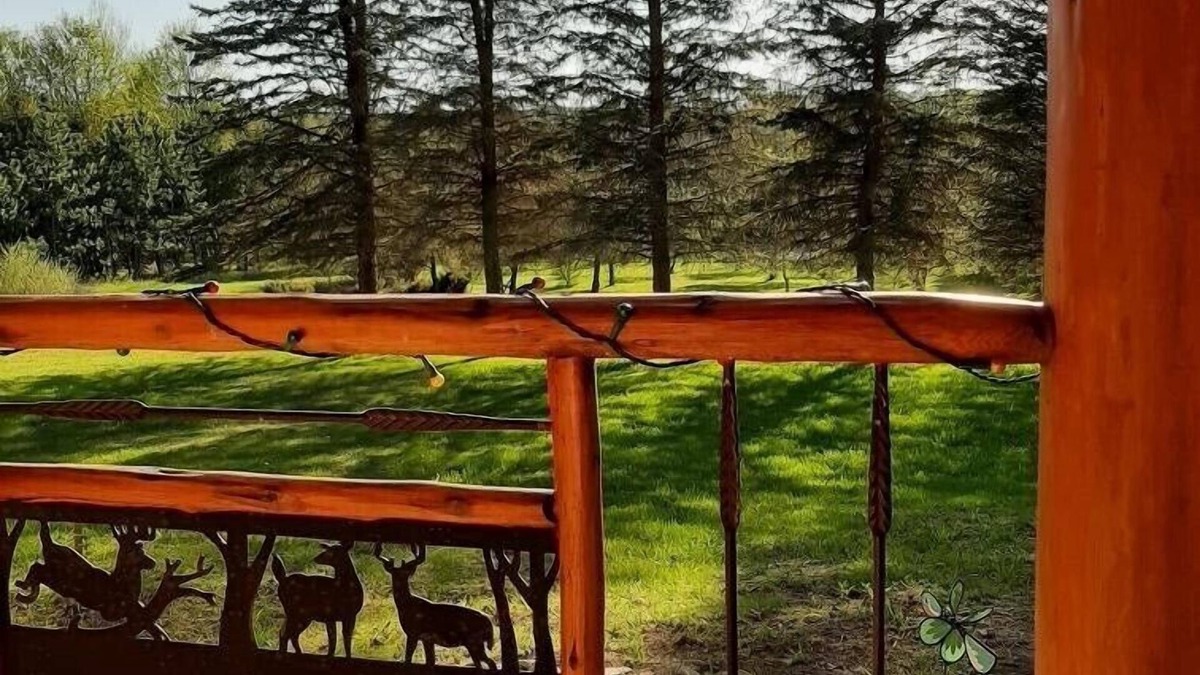 Central Lake Cabin | Deer Point Trails - A Northern Escape!
