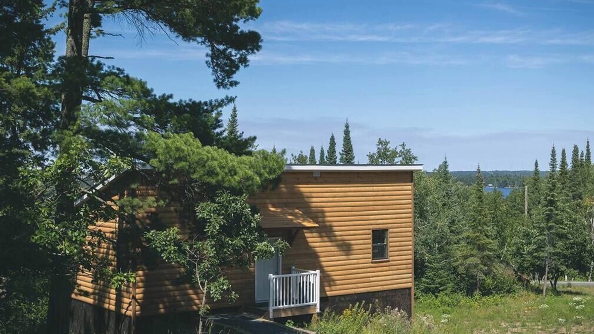 Kenora Cabin | Deer Run Cabin - Lakewood Park Cabins