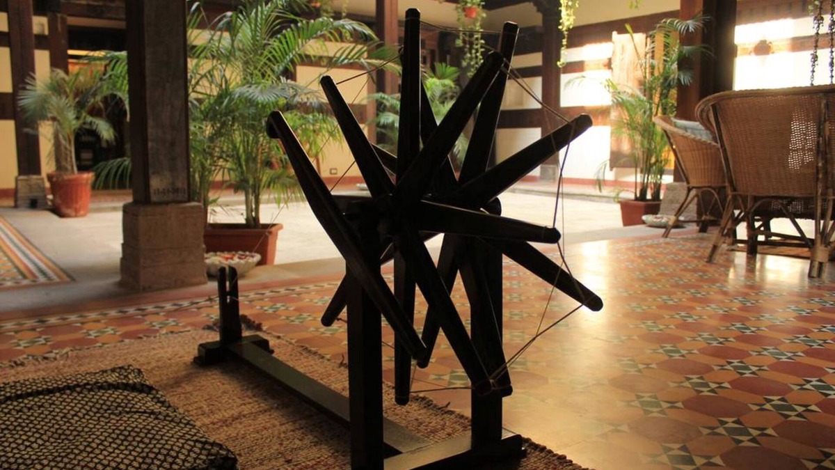Ahmedabad City Centre Hotel | Deewanji Ni Haveli