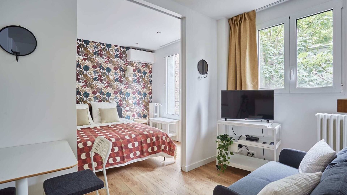 16th Arrondissement Apartment | Degas Studio - One Bedroom Apartment, Sleeps 2