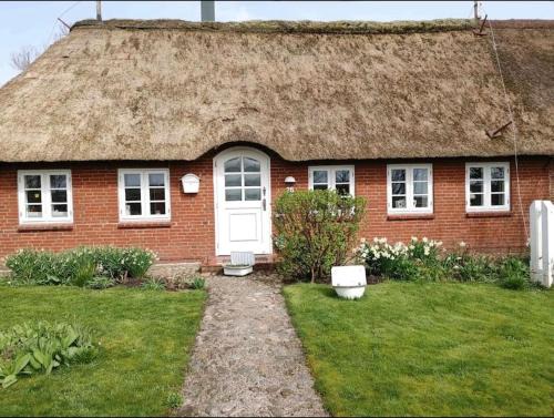 Rosenkranz House | Deichbrise