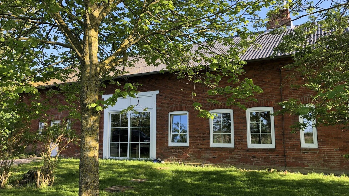 Fedderswarf House | Deichkieker - large detached renovated farmhouse on the North Sea
