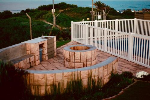 Marina Martinique House | Deja Blue -Jeffreys Bay