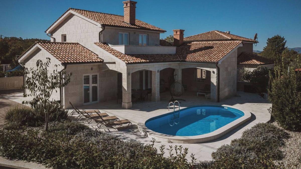 Sveti Ivan Dobrinjski Villa | Deluxe Villa