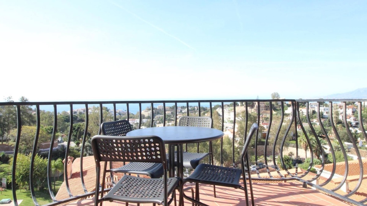 Cerrado de Calderon Apartment | Del Parque Flats Interpares Terrace