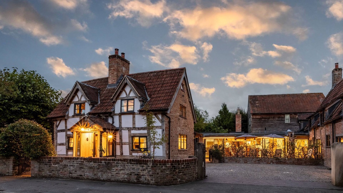 Dursley House | Delacy Frampton on Severn