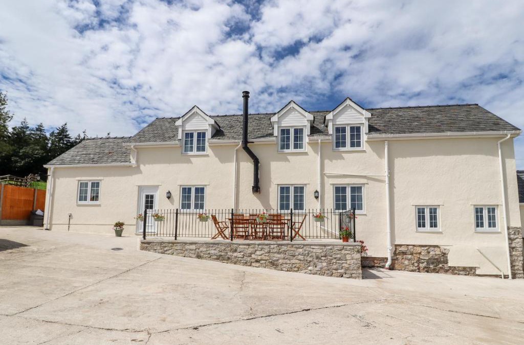 Llannefydd House | Delfryn