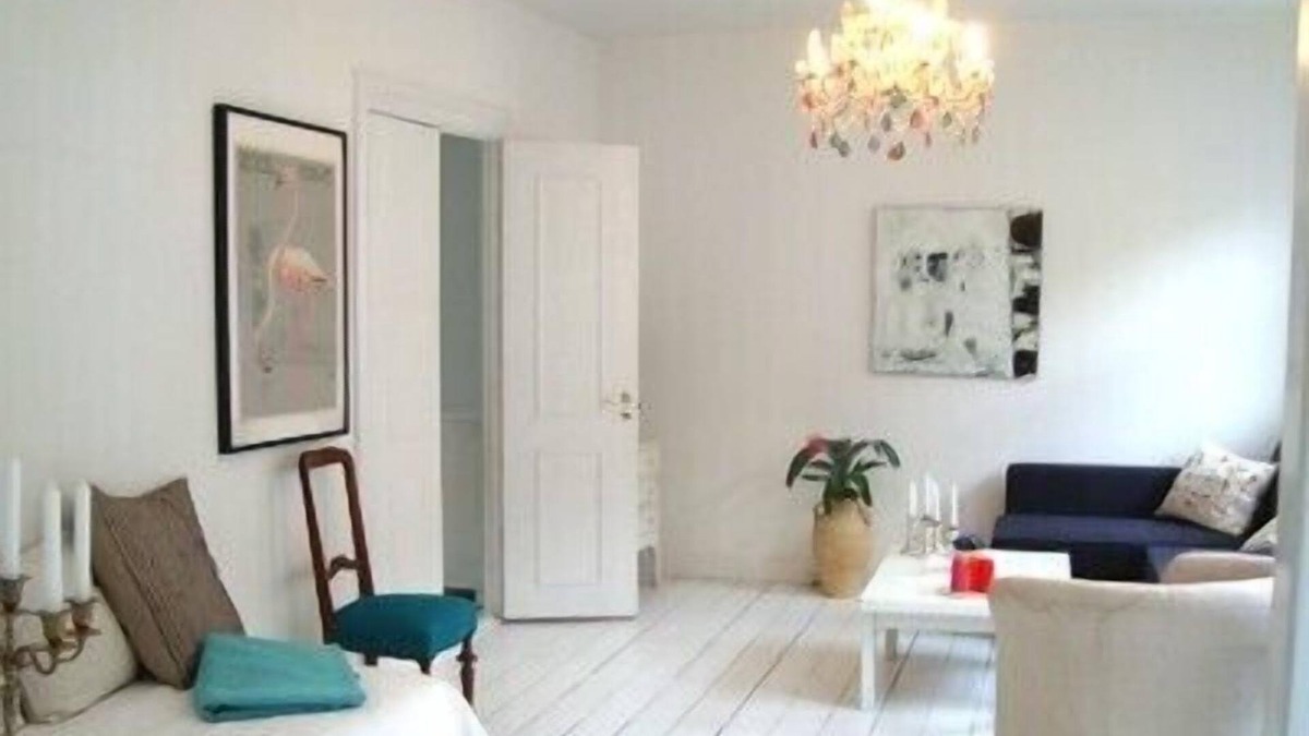 Svendborg Apartment | Delicious refurbished apartment with terrace in the middle of Svendborg