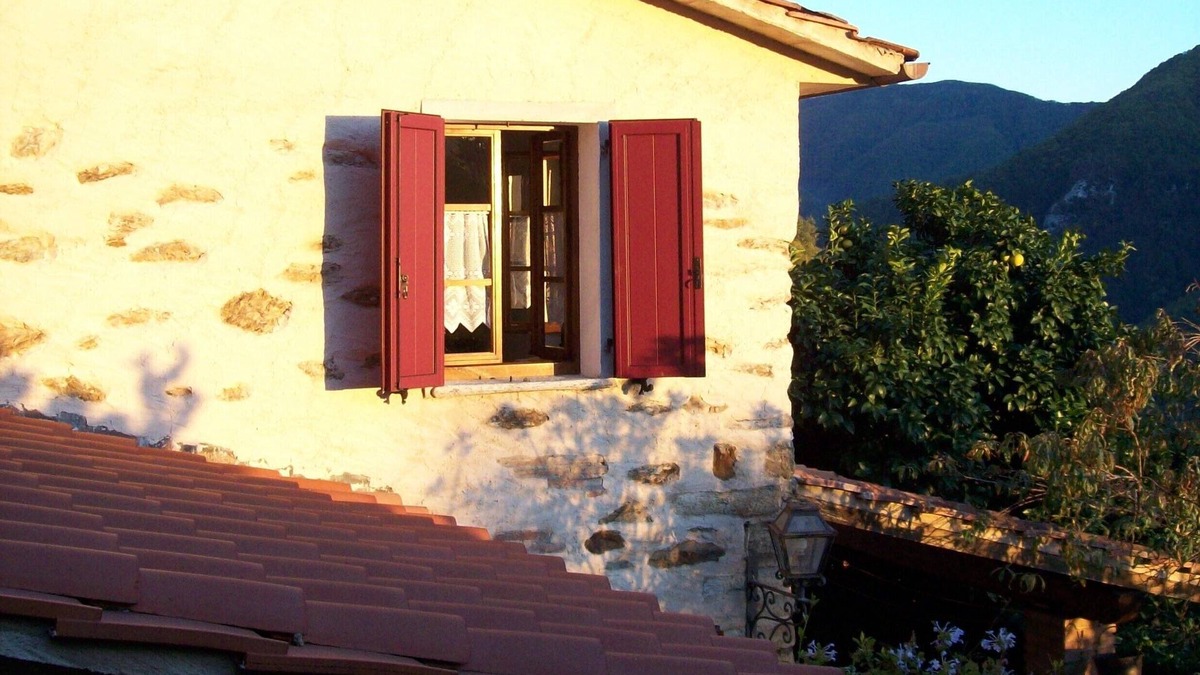 Stazzema House | DELICIOUS RUSTIC WITH PRIVATE GARDEN AND TERRACE A FEW KM. FROM THE SEA.
