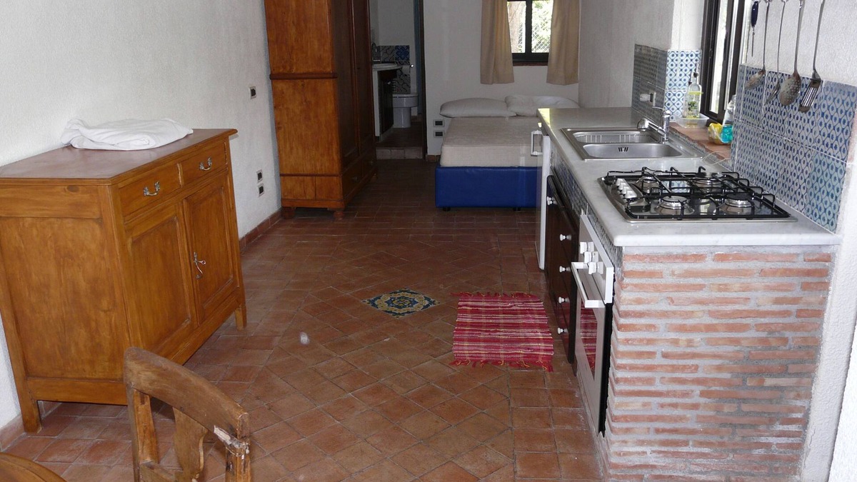 San Gregorio di Catania Apartment | Delightful one-room flat Catania