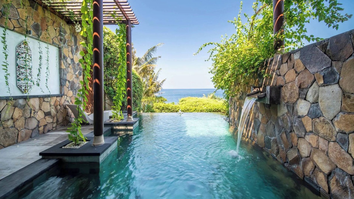 Seraya Villa | Delight One-Bedroom Villa with Private Pool and Garden