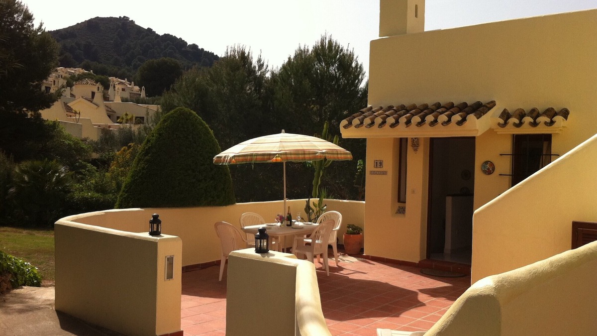 Diputacion de Rincon de San Gines Villa | Delightful 2 bed/3 bath villa - 3 sun terraces, Air-Con, TV & Free WiFi