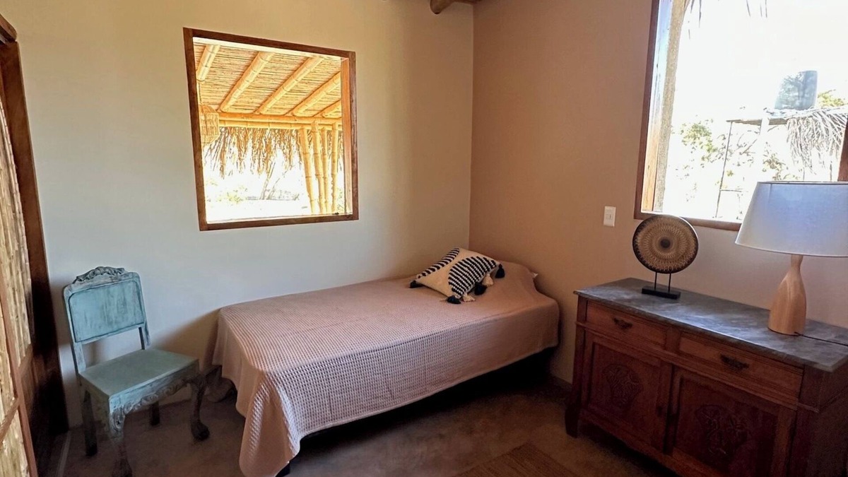 Mancora House | Delightful 2-bedroom house with WiFi in Mancora
