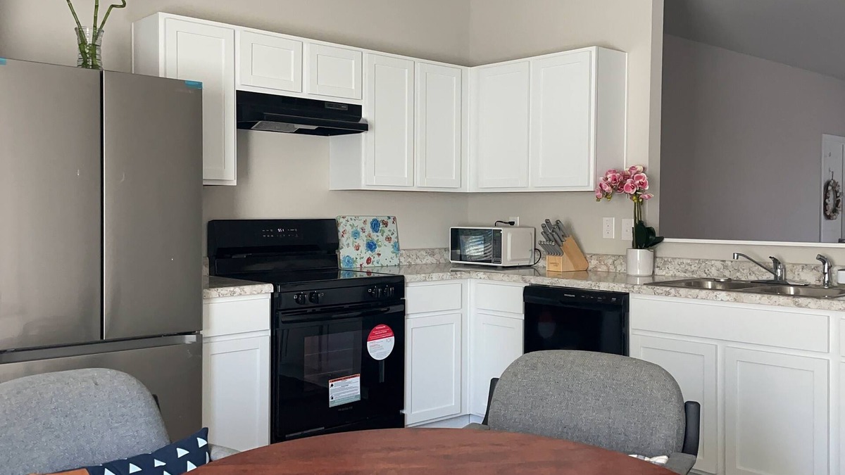 Searcy House | Delightful 4-bedroom house with AC in charming Searcy