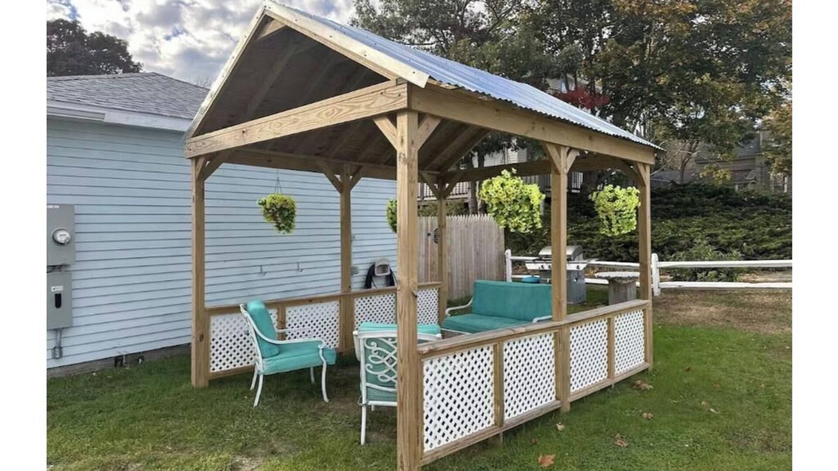 Buzzards Bay Apartment | Delightful 9-bedroom home