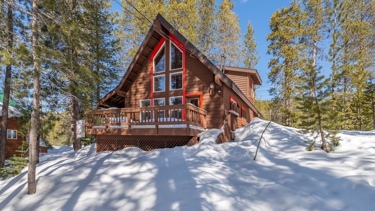 Pla-Vada Woodlands Cabin | Delightful Cabin in the Woods
