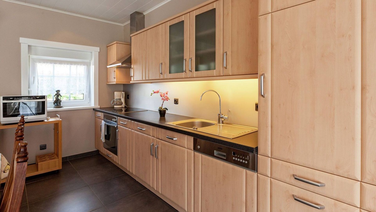 Le Bizet Cottage | Delightful cottage surrounded by nature