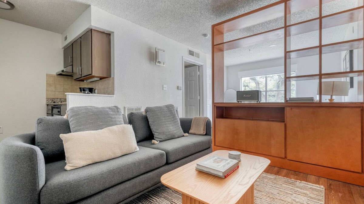 Gateway Apartment | Delightful Gateway Studio w/Gym, Pool, nr Stadium, by Blueground