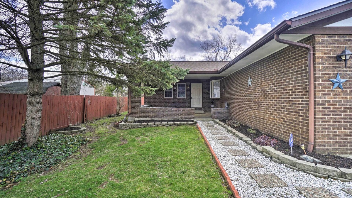 Tipp City Apartment | Delightful Tipp City Unit w/Covered Patio!