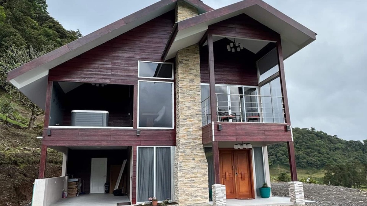 Bajos del Toro Villa | Delightful villa with WiFi in Bajos del Toro
