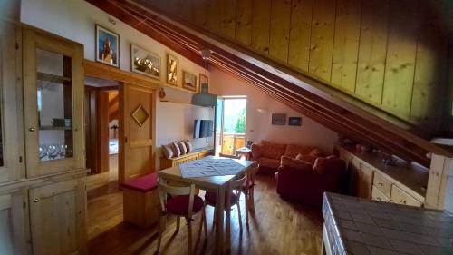 San Vito di Cadore Apartment | Deliziosa mansarda con vista Dolomiti