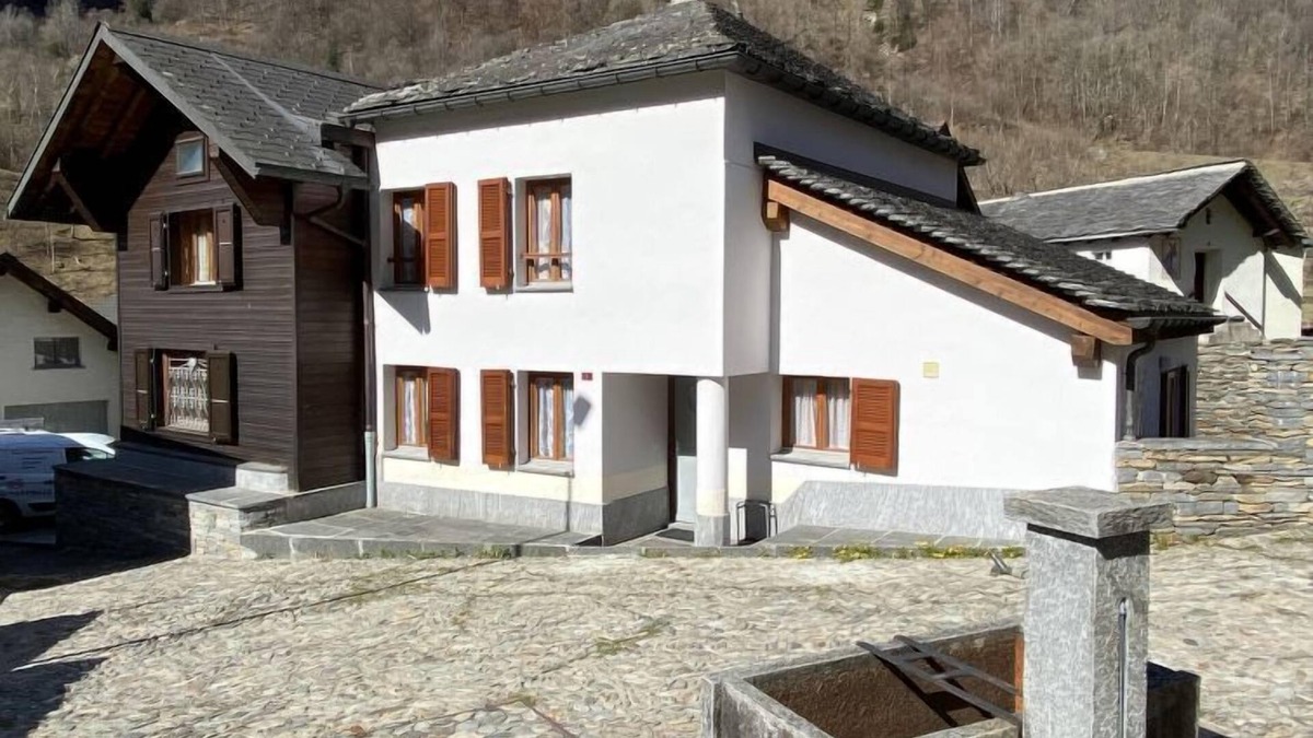 Augio Apartment | Della Posta Cervo Giardino by Interhome