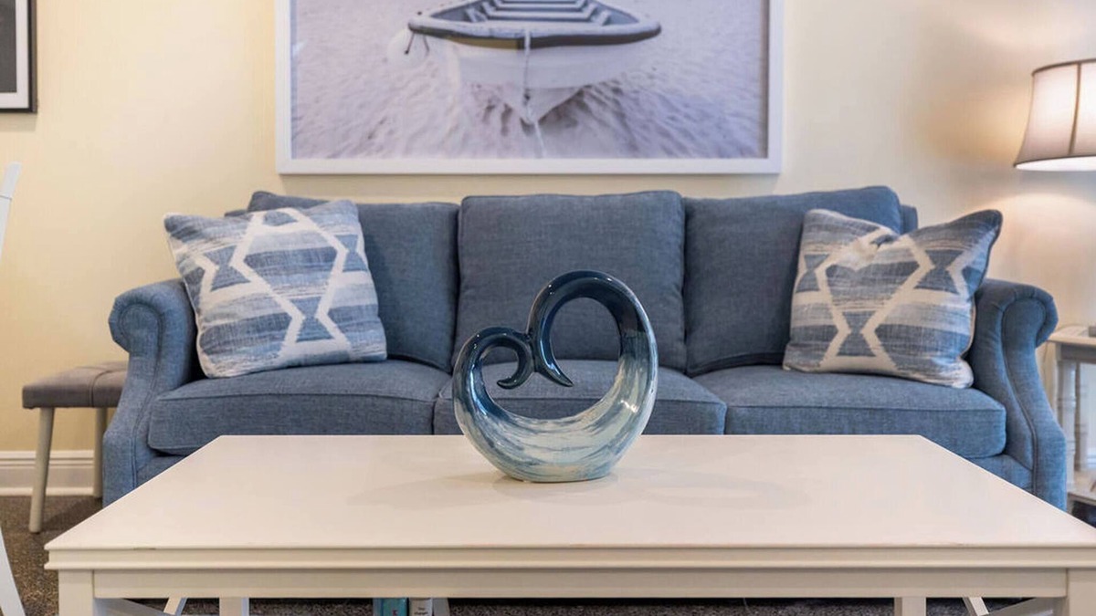 Jog Road Condo | Delray Beach Villa on the Ocean