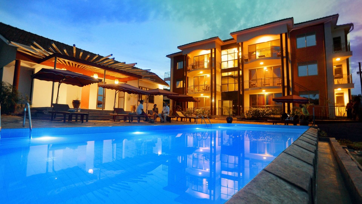 Kireka Apartment | Deluxe - 2 Bedroom Apartment Garden View