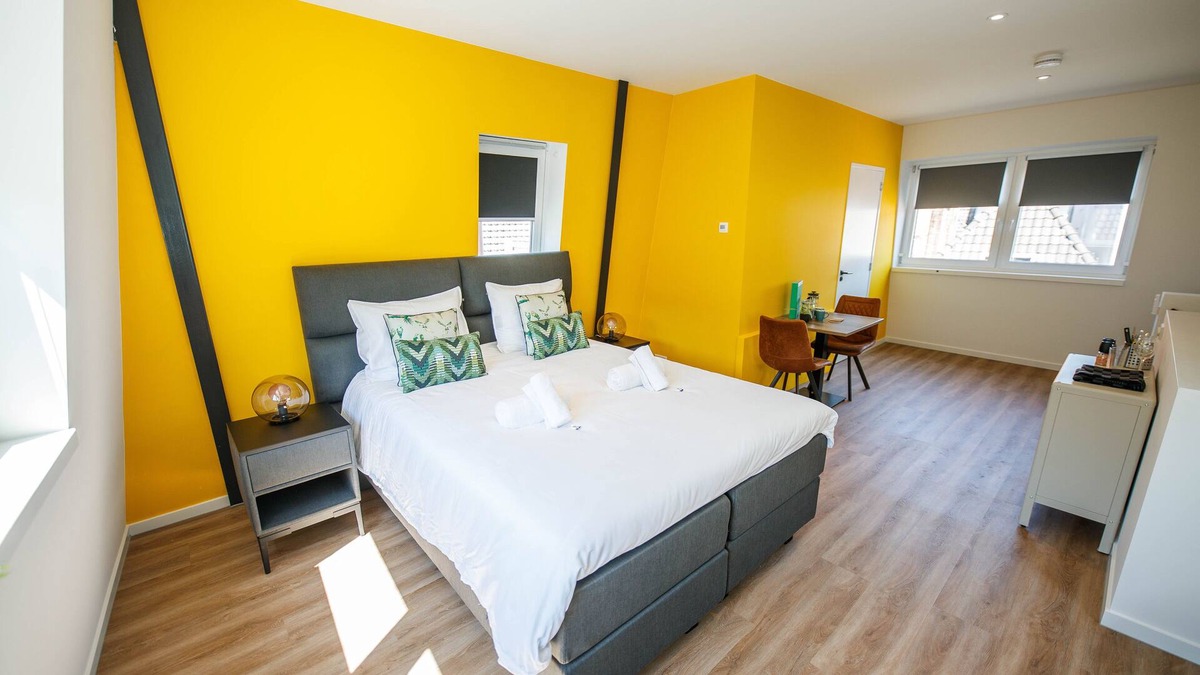 's-Hertogenbosch Apartment | Deluxe 35m2 City Center Studio - with Views