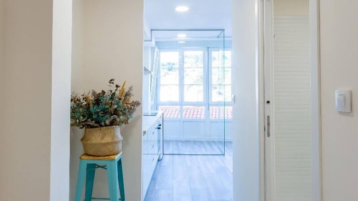 Betanzos Old Town Apartment | DELUXE APARTMENT WITH BALCONY