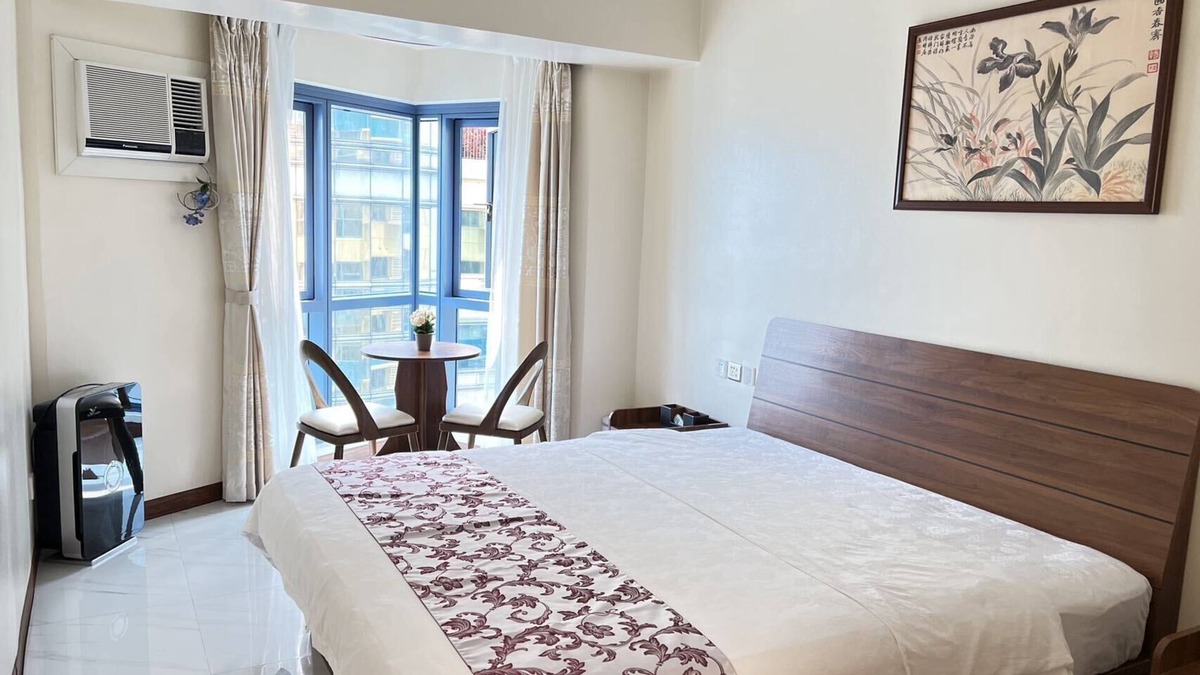 669 Ermita Apartment | Deluxe Business Suite with Sea View